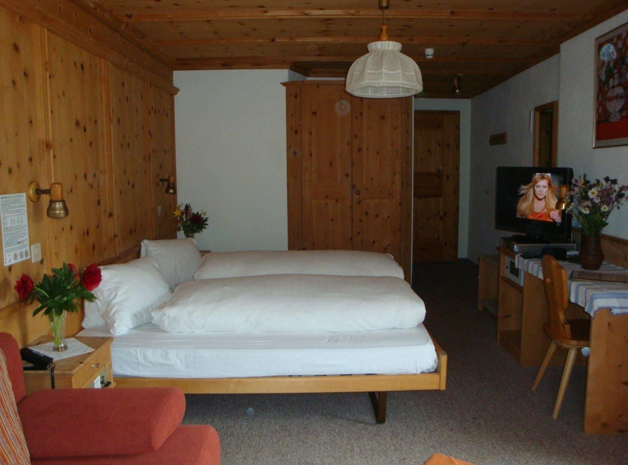 Hotel Acla Filli Zernez Exterior photo
